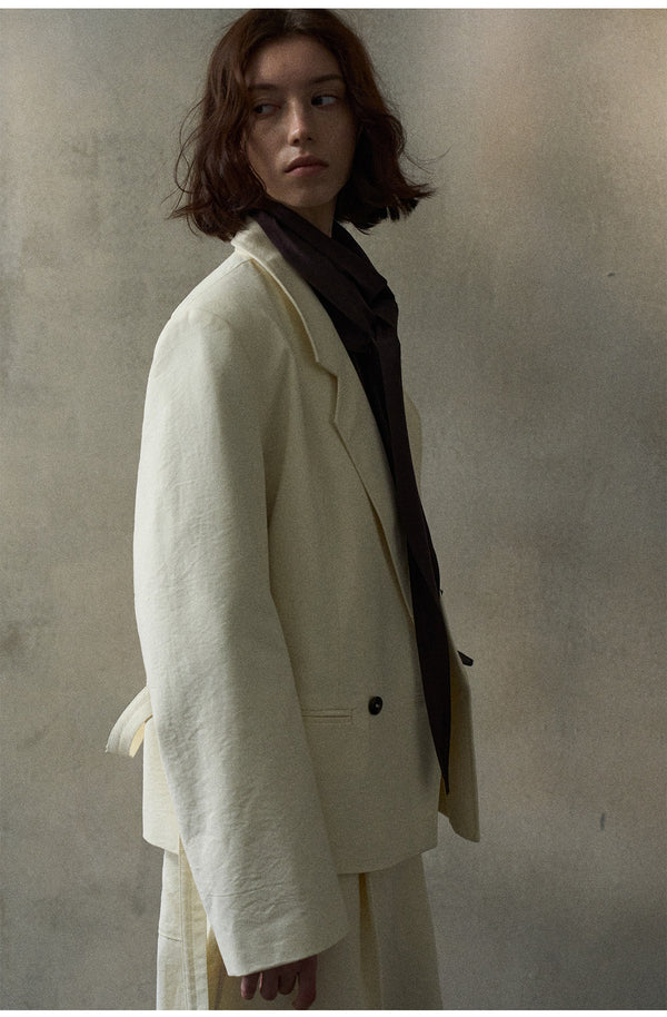 Fashionable, Casual And Comfortable Commuting Women Blazer